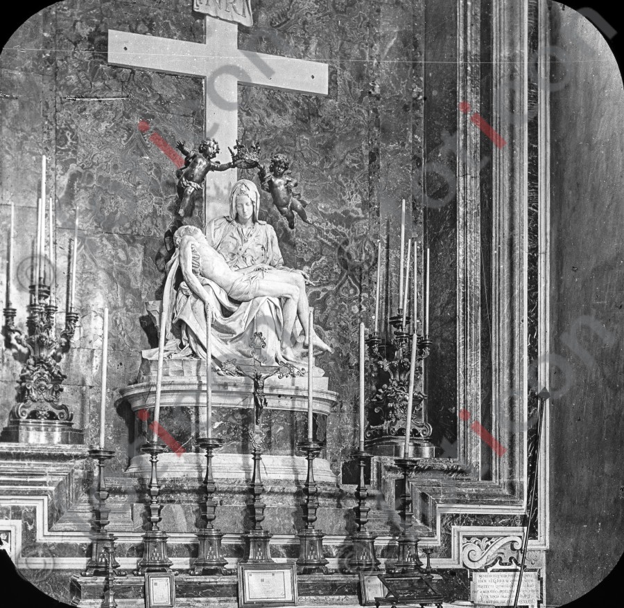 Römische Pietà | Roman Pietà - Foto foticon-simon-147-015-sw.jpg | foticon.de - Bilddatenbank für Motive aus Geschichte und Kultur